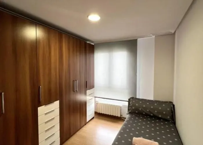 Apartment Apartamento Centrico Cerca De Las Estaciones *